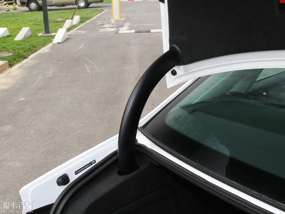 2015?yun)WA4L 35 TFSI ԄӼg(sh)