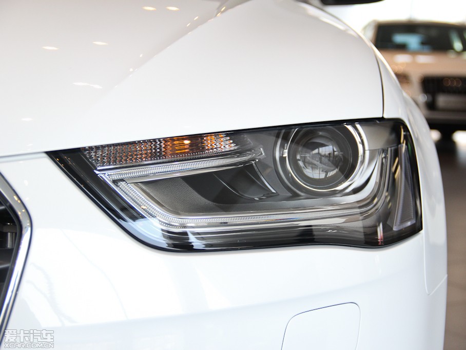 2015?yun)WA4L 35 TFSI Ԅ(dng)(bio)(zhn)