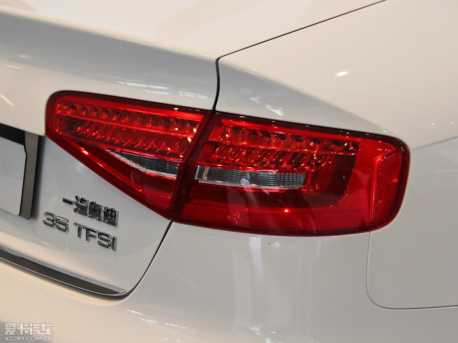 2015?yun)WA4L 35 TFSI Ԅ(dng)(bio)(zhn)