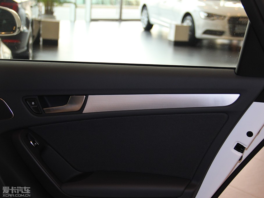 2015?yun)WA4L 35 TFSI Ԅ(dng)(bio)(zhn)