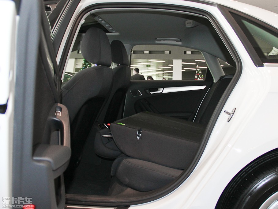 2015?yun)WA4L 35 TFSI Ԅ(dng)(bio)(zhn)