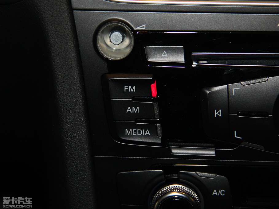 2015?yun)WA4L 35 TFSI Ԅ(dng)(bio)(zhn)