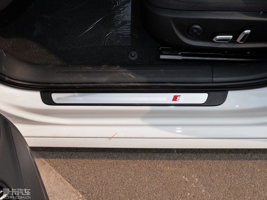 2015WA4L 45 TFSI quattro\Ӱ