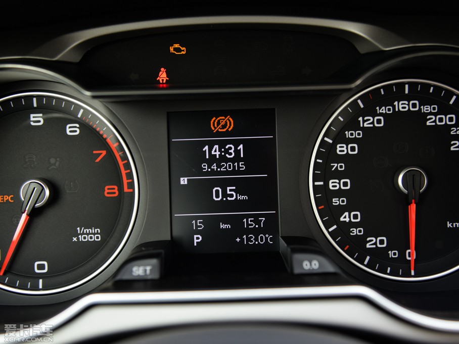 2015WA4L 45 TFSI quattro\Ӱ