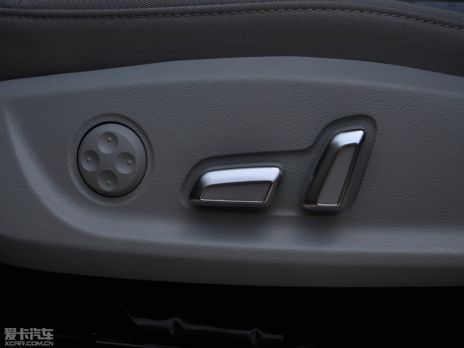 2015WA4L 30 TFSI քm