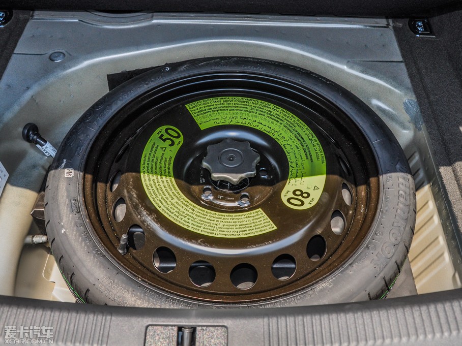 2015WA4L 30 TFSI քm