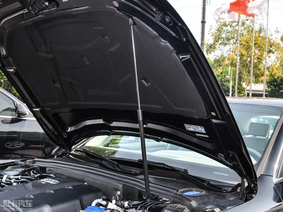 2015?yun)WA4L 30 TFSI ք(dng)m