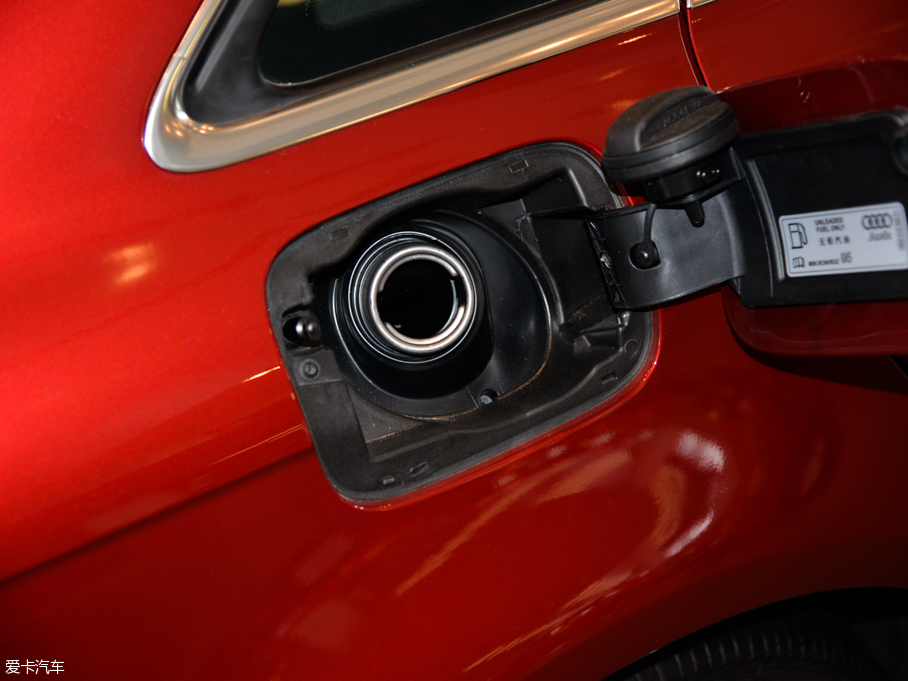 2015WA4L 35 TFSI 300fo