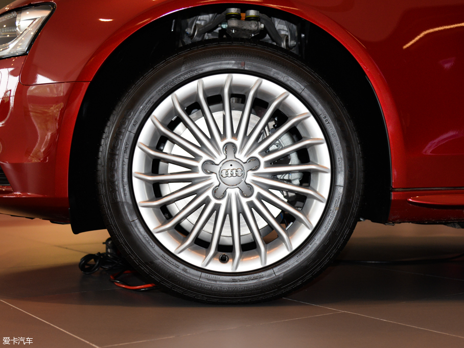 2015WA4L 35 TFSI 300fo