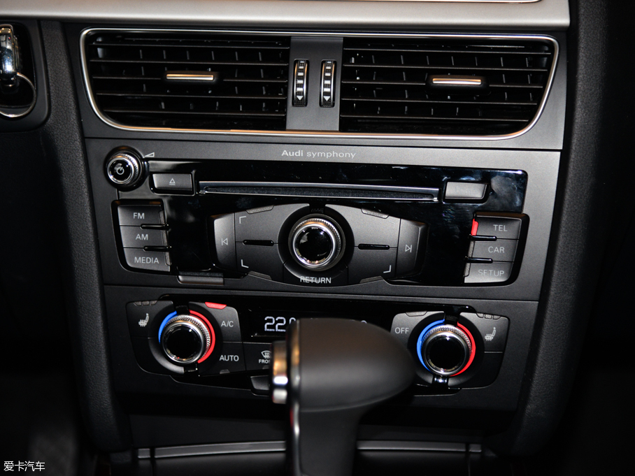 2015WA4L 35 TFSI 300fo