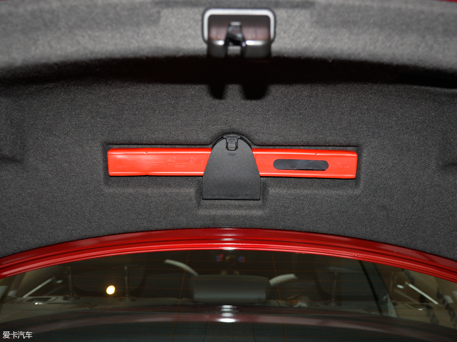 2015��W��A4L 35 TFSI 300�f�o��������