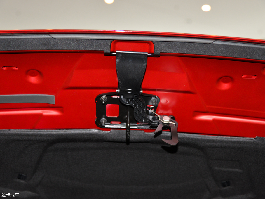 2015��W��A4L 35 TFSI 300�f�o��������