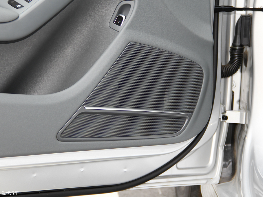 2015?yun)WA4L 35 TFSI 300f(wn)o(j)I(lng)