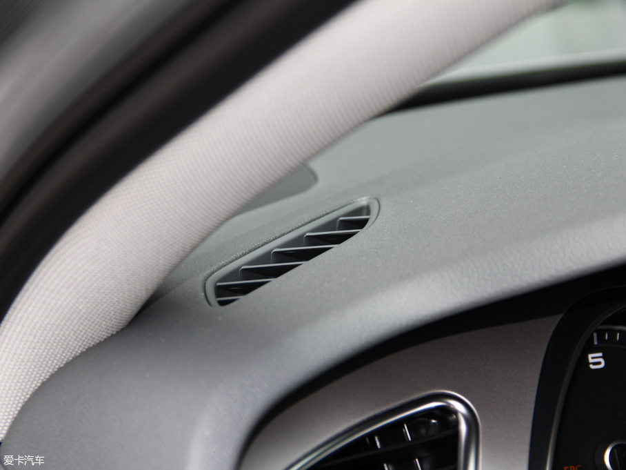 2015WA4L 35 TFSI 300foI