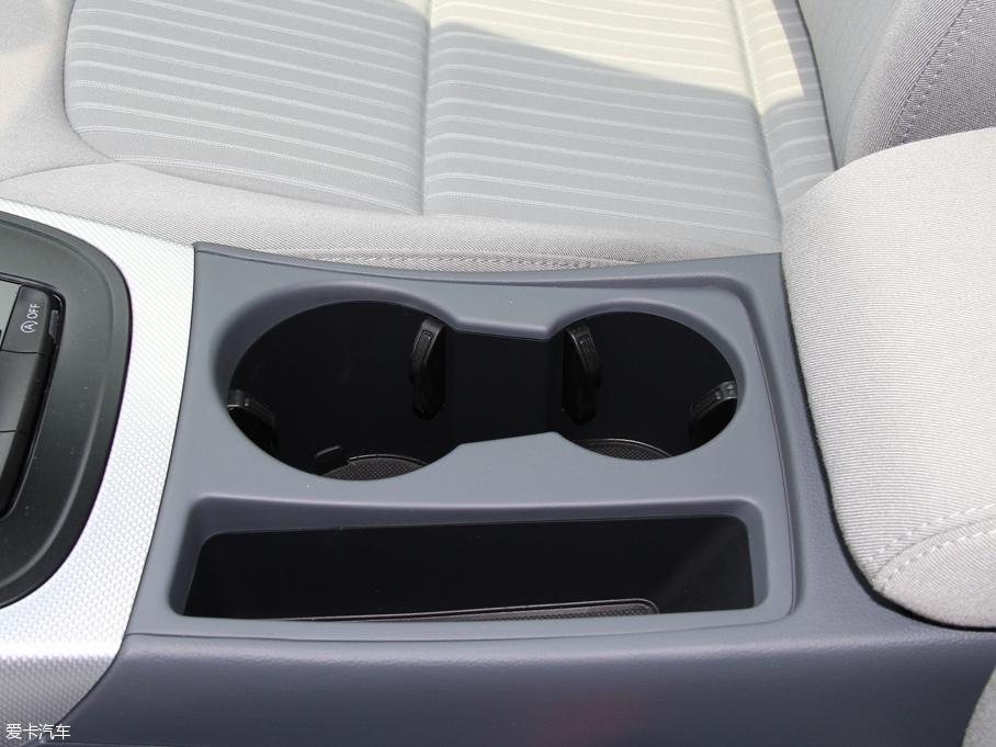 2015?yun)WA4L 35 TFSI 300fo(j)I(lng)