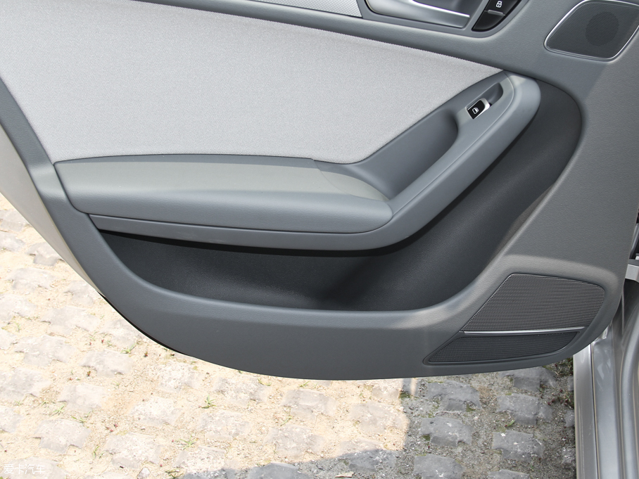 2015WA4L 35 TFSI 300foI