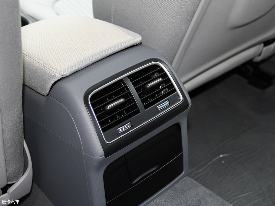 2015WA4L 35 TFSI 300foI