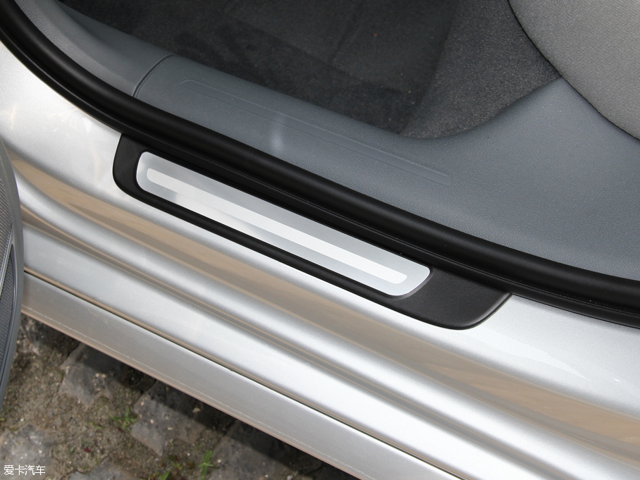 2015?yun)WA4L 35 TFSI 300f(wn)o(j)I(lng)