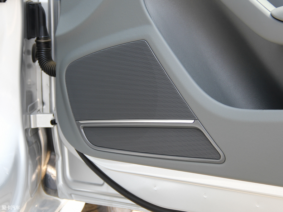 2015WA4L 35 TFSI 300foI