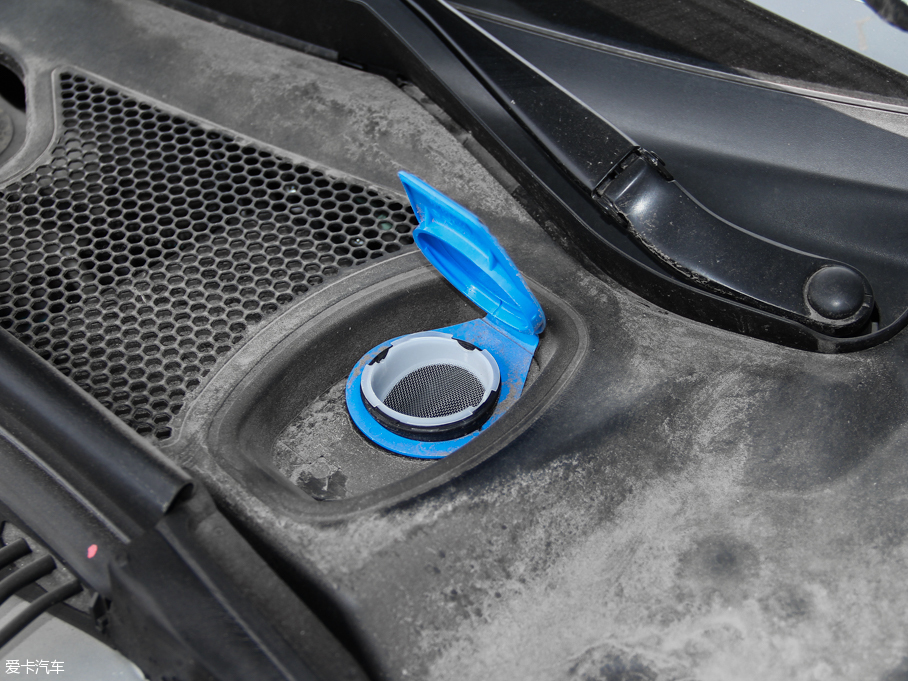 2015?yun)WA4L 35 TFSI 300f(wn)o(j)I(lng)