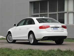 2015款35 TFSI 自动技术型 左后45度