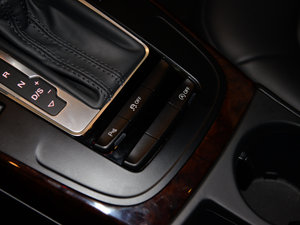 201535 TFSI 300fo п؅^(q)