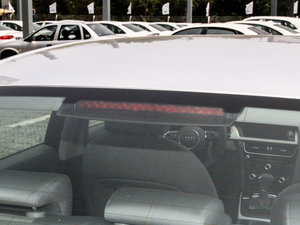 201535 TFSI 300foI ^