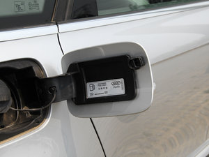 201535 TFSI 300foI ^