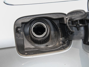 201535 TFSI 300foI ^