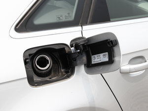 201535 TFSI 300foI ^