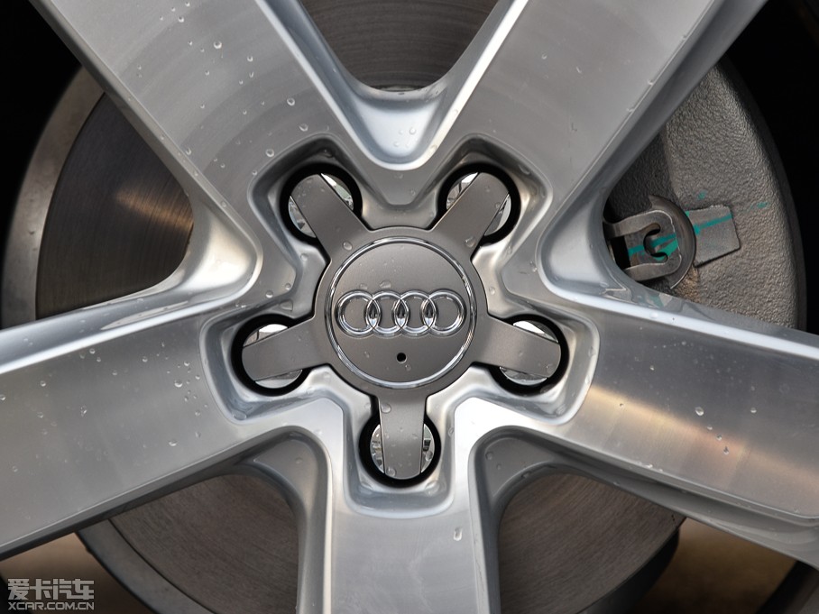 2015?yun)WQ5 40 TFSI g(sh)