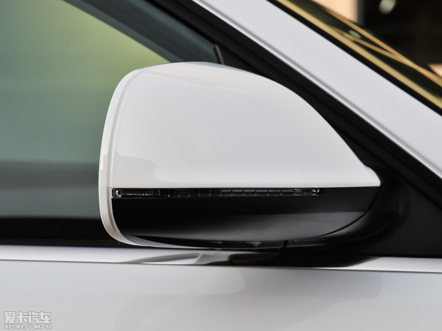 2015WQ5 40 TFSI g(sh)