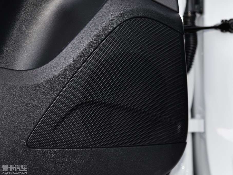 2015WQ5 40 TFSI g(sh)