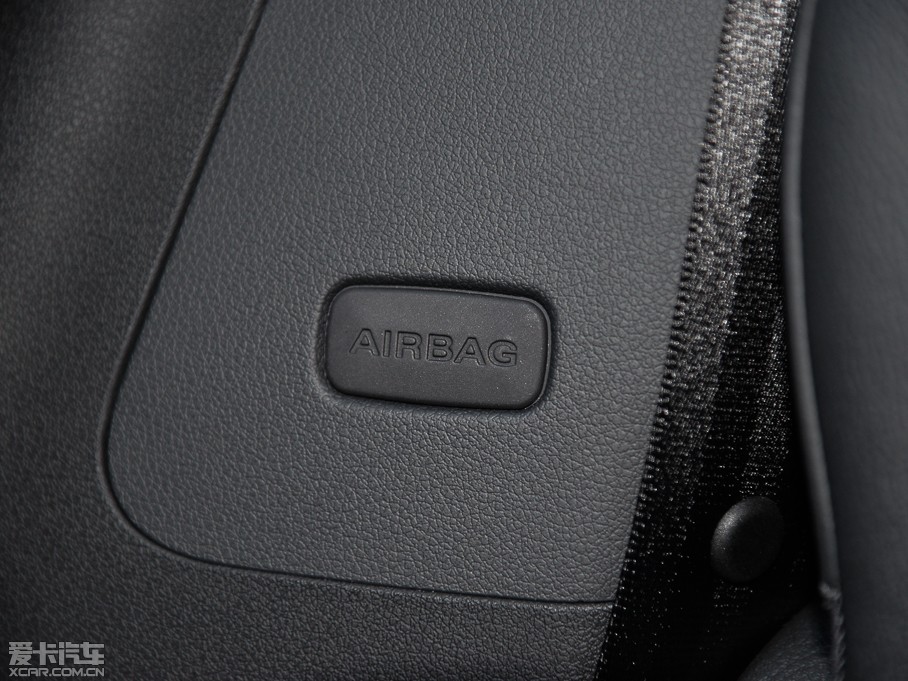 2015?yun)WQ5 40 TFSI g(sh)