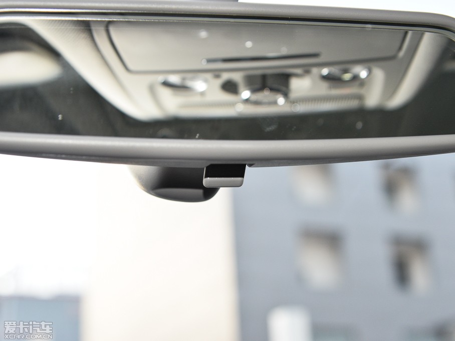 2015WQ5 40 TFSI g(sh)