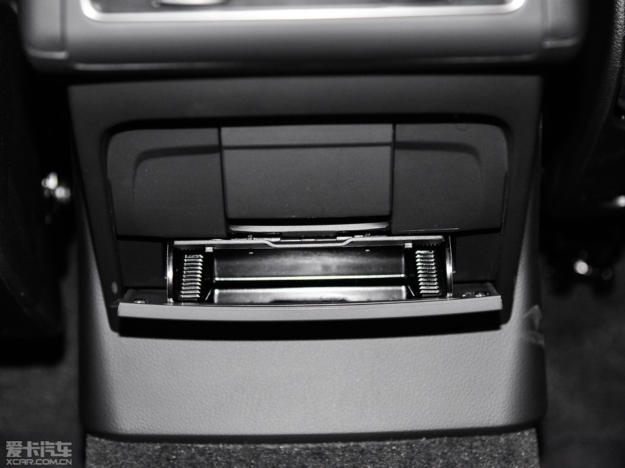 2015WQ5 40 TFSI g(sh)