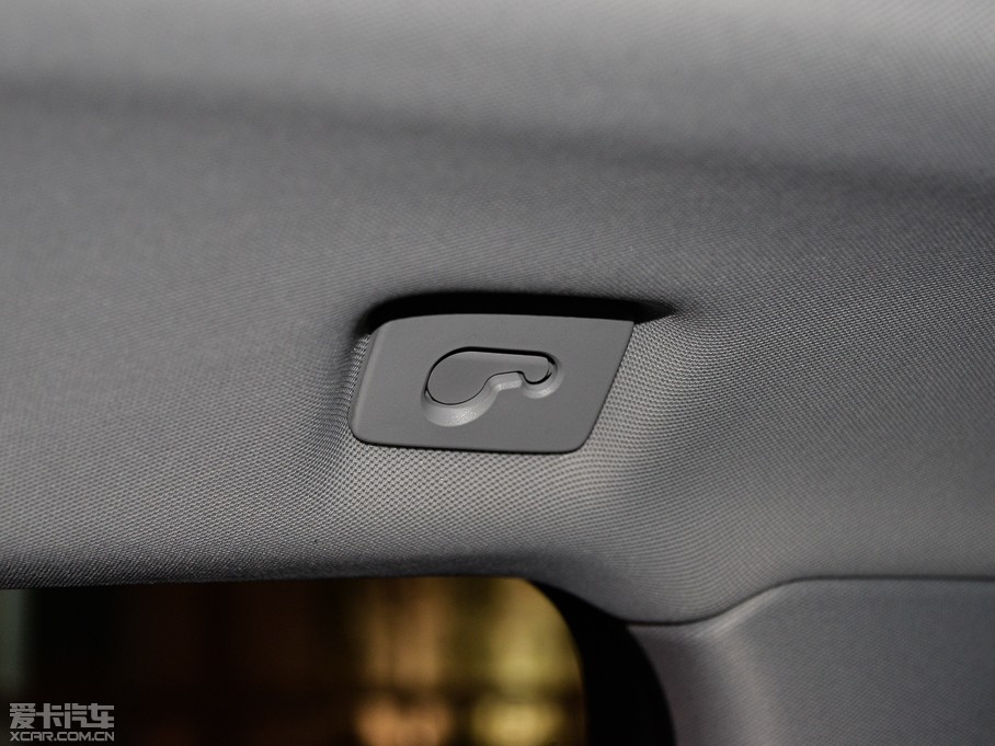 2015?yun)WQ5 40 TFSI m