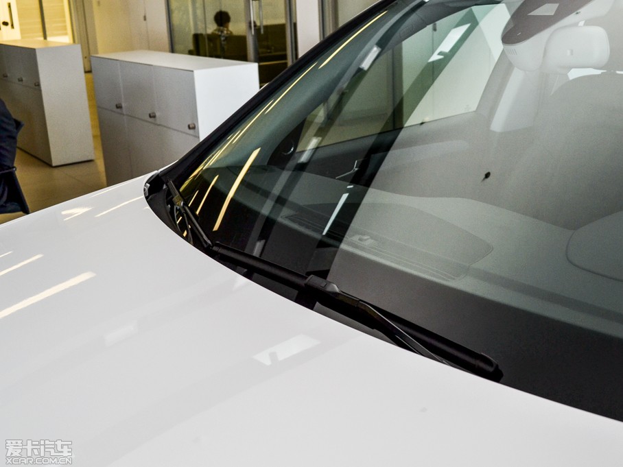 2015?yun)WQ5 40 TFSI (dng)