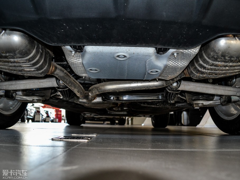 2015?yun)WQ5 40 TFSI (dng)