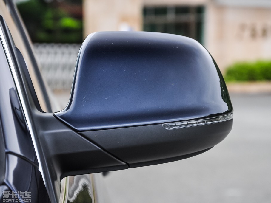 2015?yun)WQ5 40 TFSI A