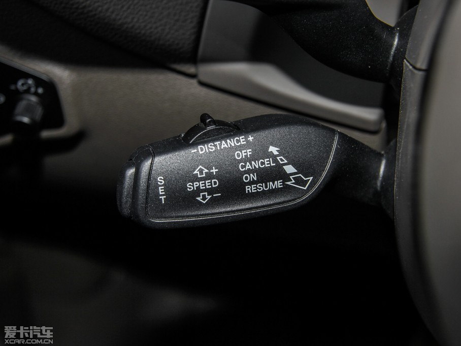 2015?yun)WQ5 40 TFSI A