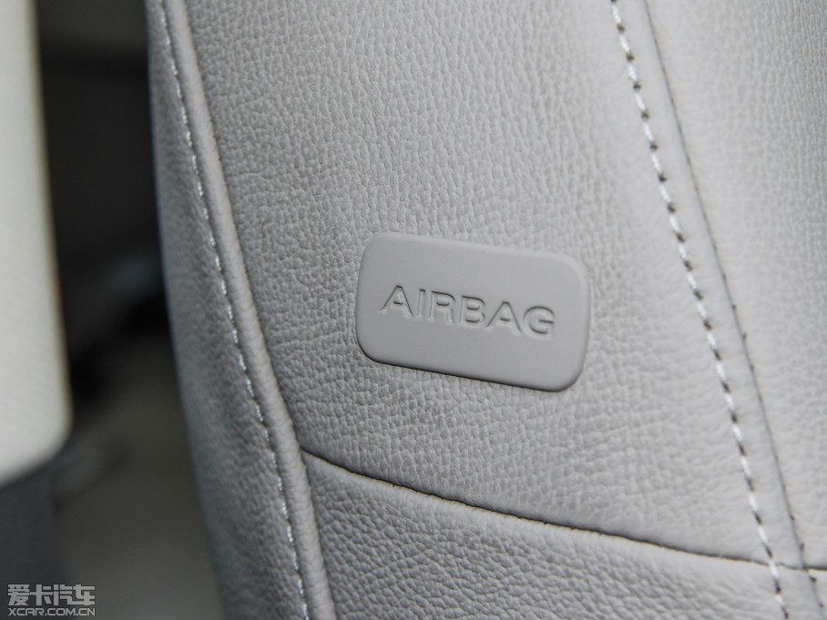 2015?yun)WQ5 40 TFSI A