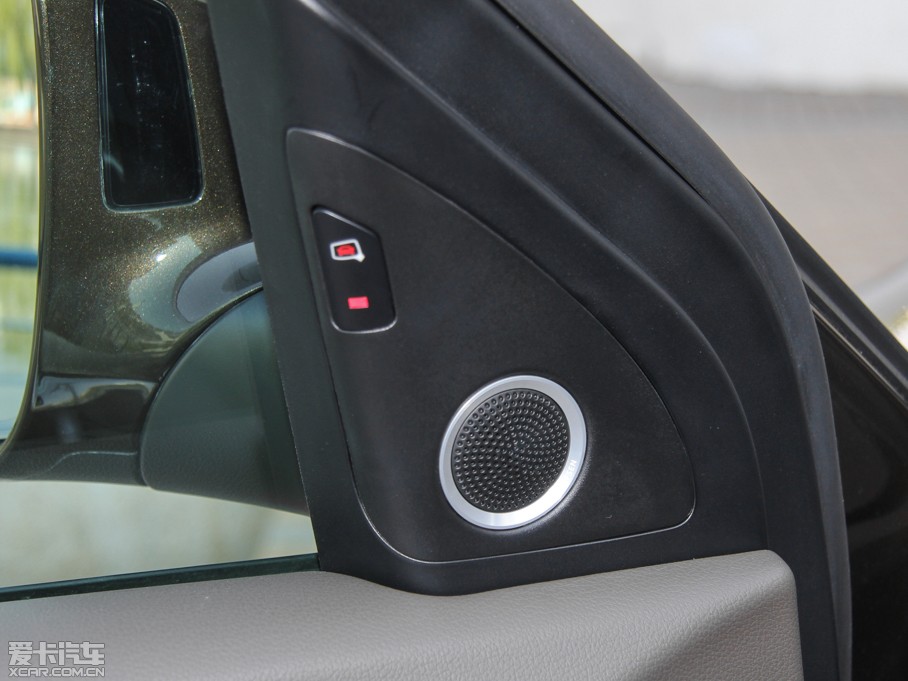 2015?yun)WQ5 40 TFSI A