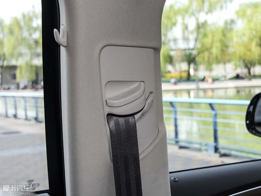 2015?yun)WQ5 40 TFSI A