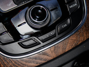 201540 TFSI m п؅^(q)