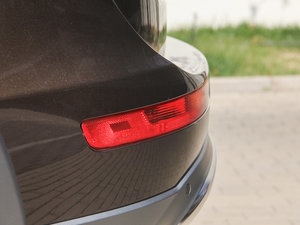 201540 TFSI A (x)(ji)^(gun)