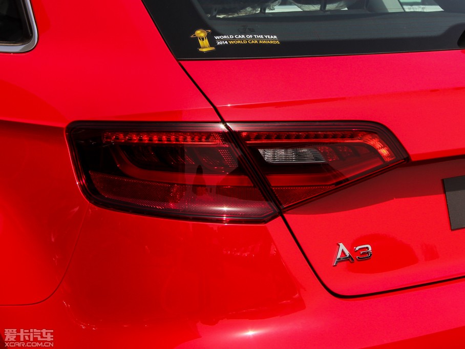 2015?yun)WA3 40 TFSI m