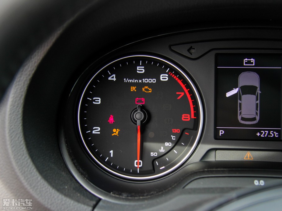 2015?yun)WA3 40 TFSI m