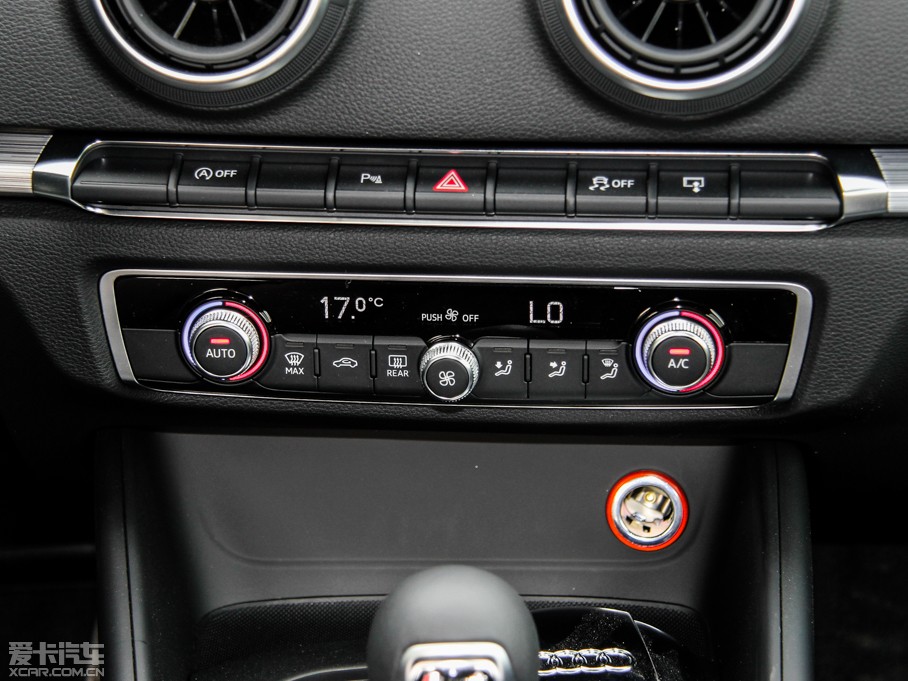 2015?yun)WA3 40 TFSI m