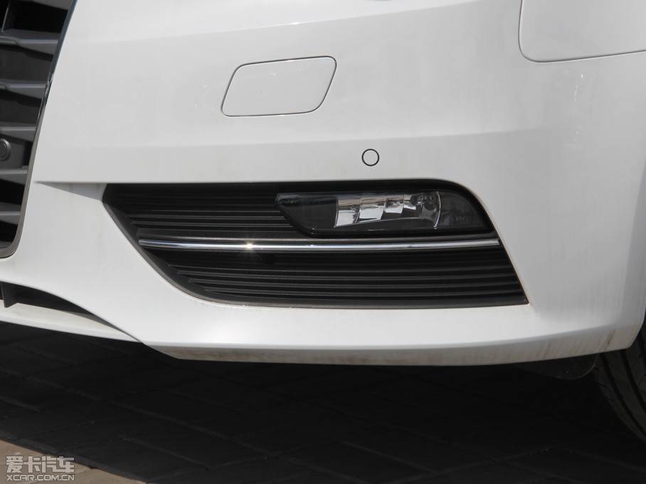 2015?yun)WA3 40 TFSI m